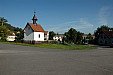 Kaple sv.Matouše na návsi v Polánce. 