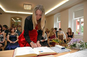 Slavnostní předávání vysvědčení 2011