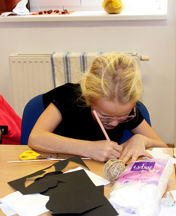 Prázdninové tvoření - Halloweenská strašidla