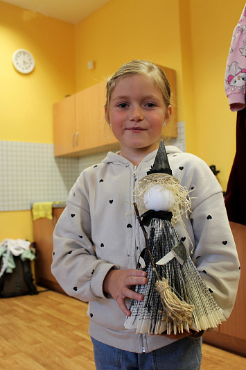 Prázdninové tvoření - Halloweenská strašidla