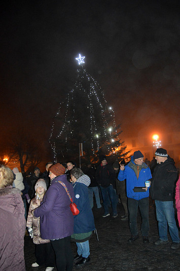 Adventní odpoledne a rozsvícení vánočního stromu