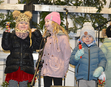 Zpívání koled s Českým rozhlasem Plzeň v Kasejovicích